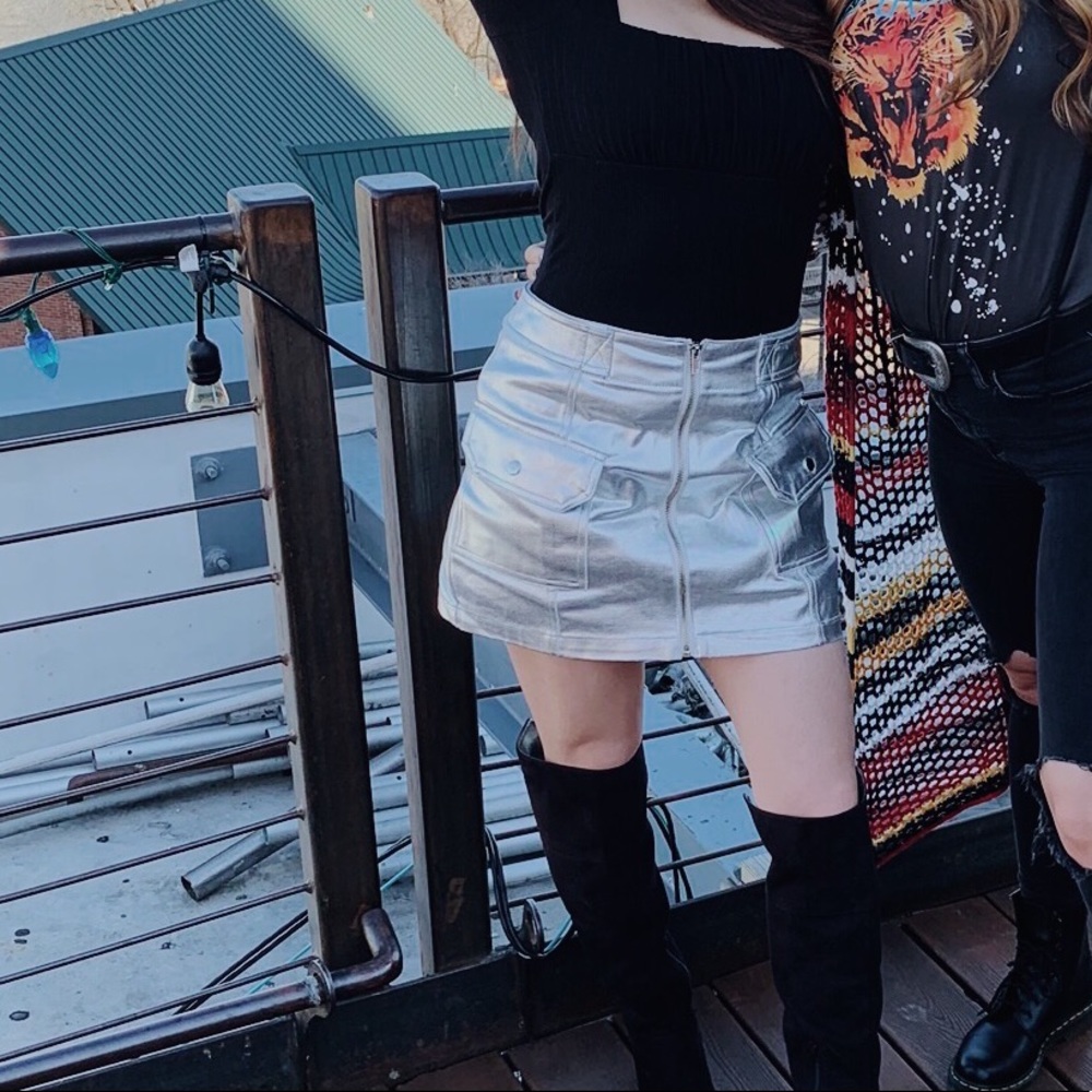 Forever 21 Silver Metallic Mini Skirt